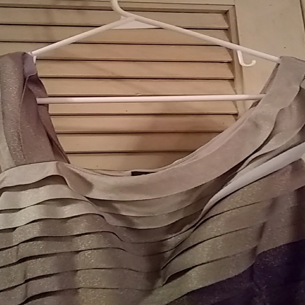 CARTISE Metallic Dress - Picture 3 of 8